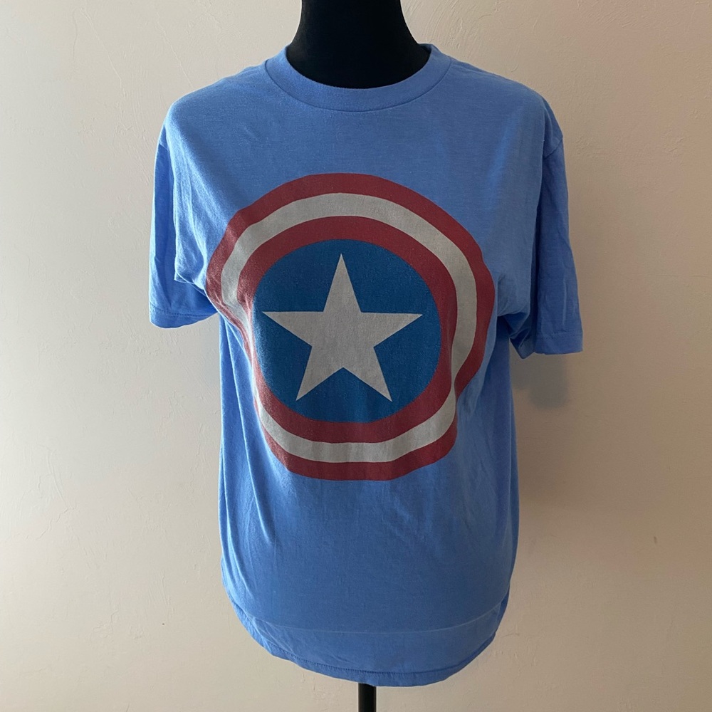 ⭐️ Marvel T-shirt